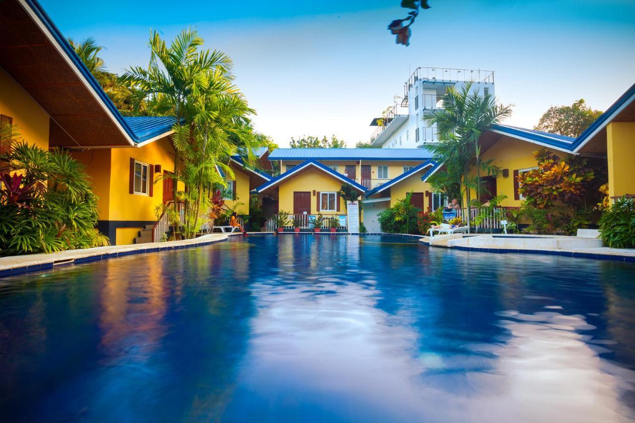 Blue Lagoon Inn & Suites Puerto Princesa Екстериор снимка